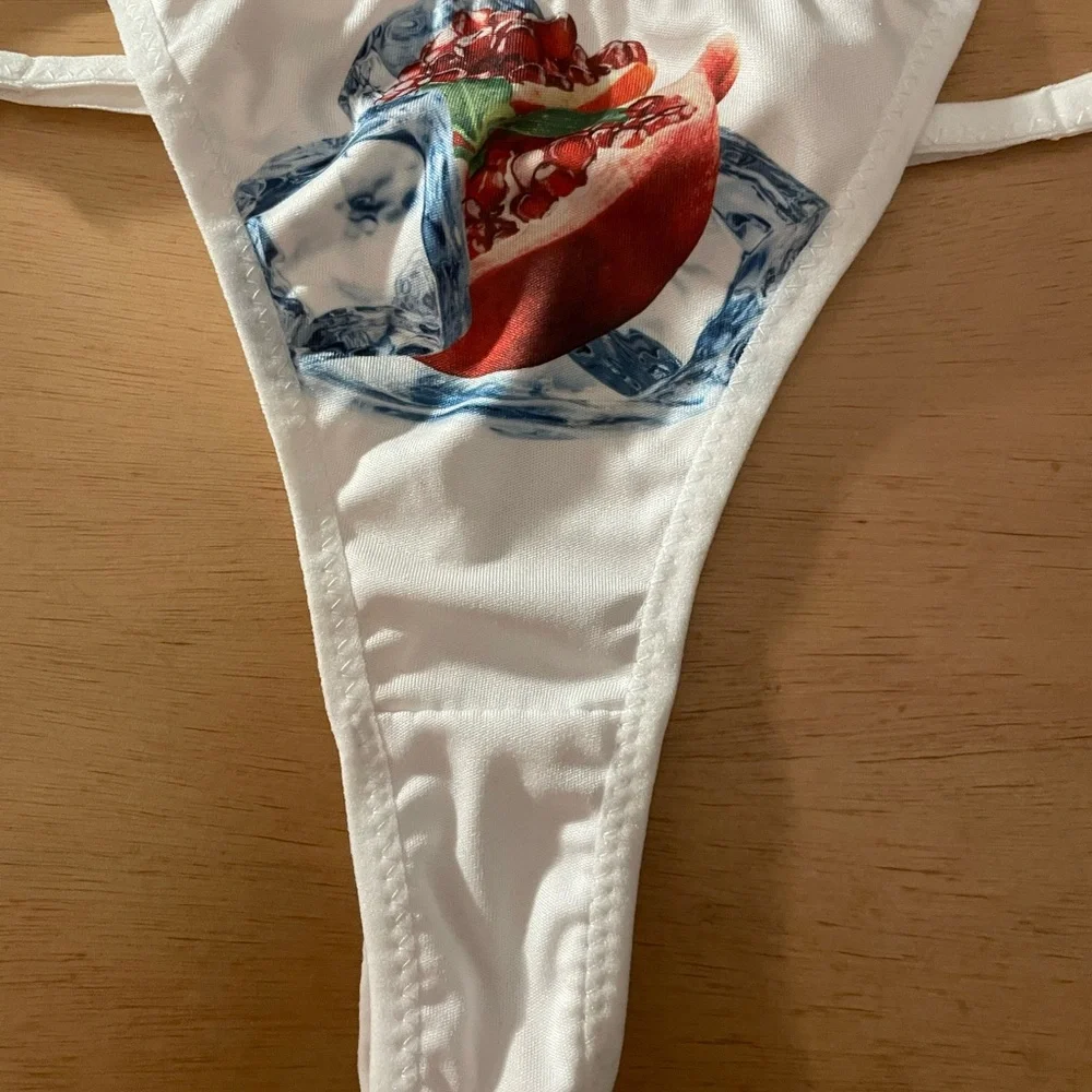 New Women’s White Adjustable Thong with Pomegranate 🧊 Ice Cube Design Sm-Med-Lrg - Picture 5 of 5